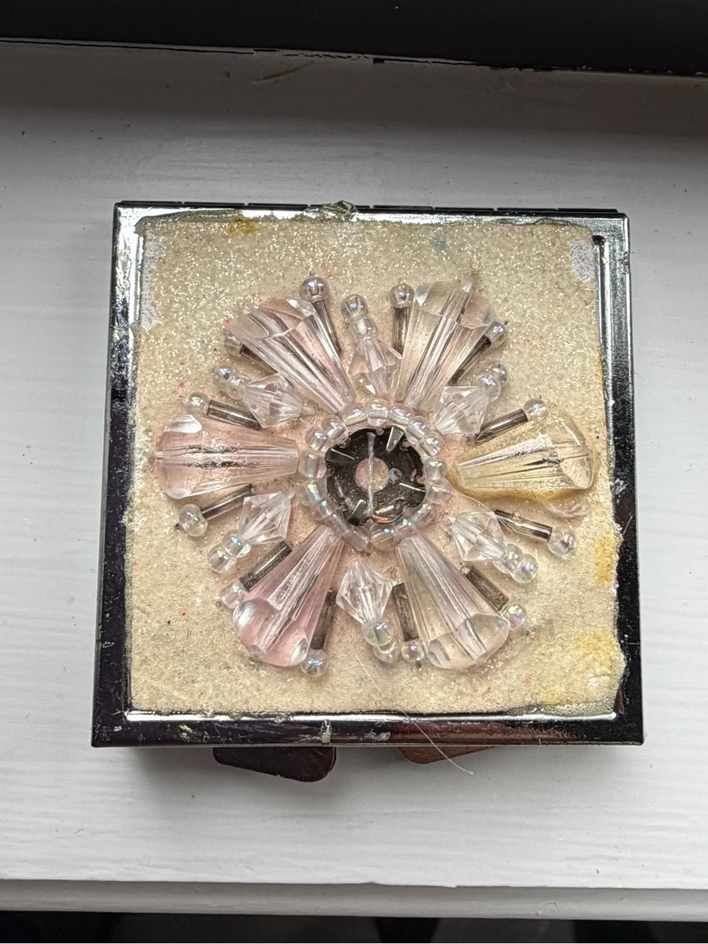 Delicate Floral Glass Bead Compact Mirror in Pale Pink and Clear